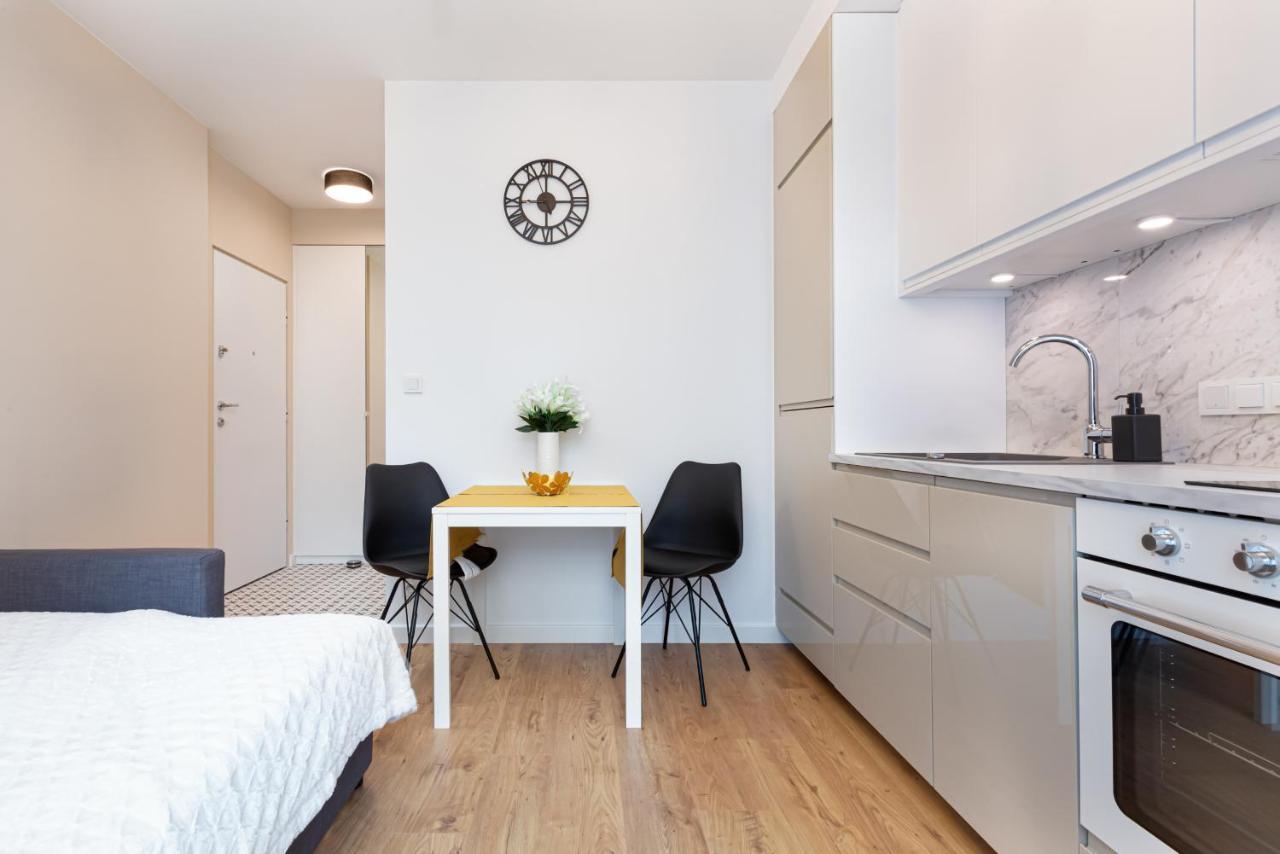 Mokotow Business Center Apartments By Noclegi Renters Varsavia Esterno foto